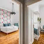 Lägenhet Kinizsi Center By Stn Budapest